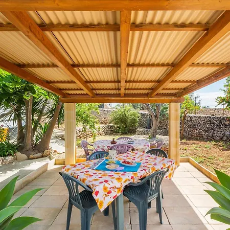 Salentoandmore - I Trulli Di Sara Casa vacanze *